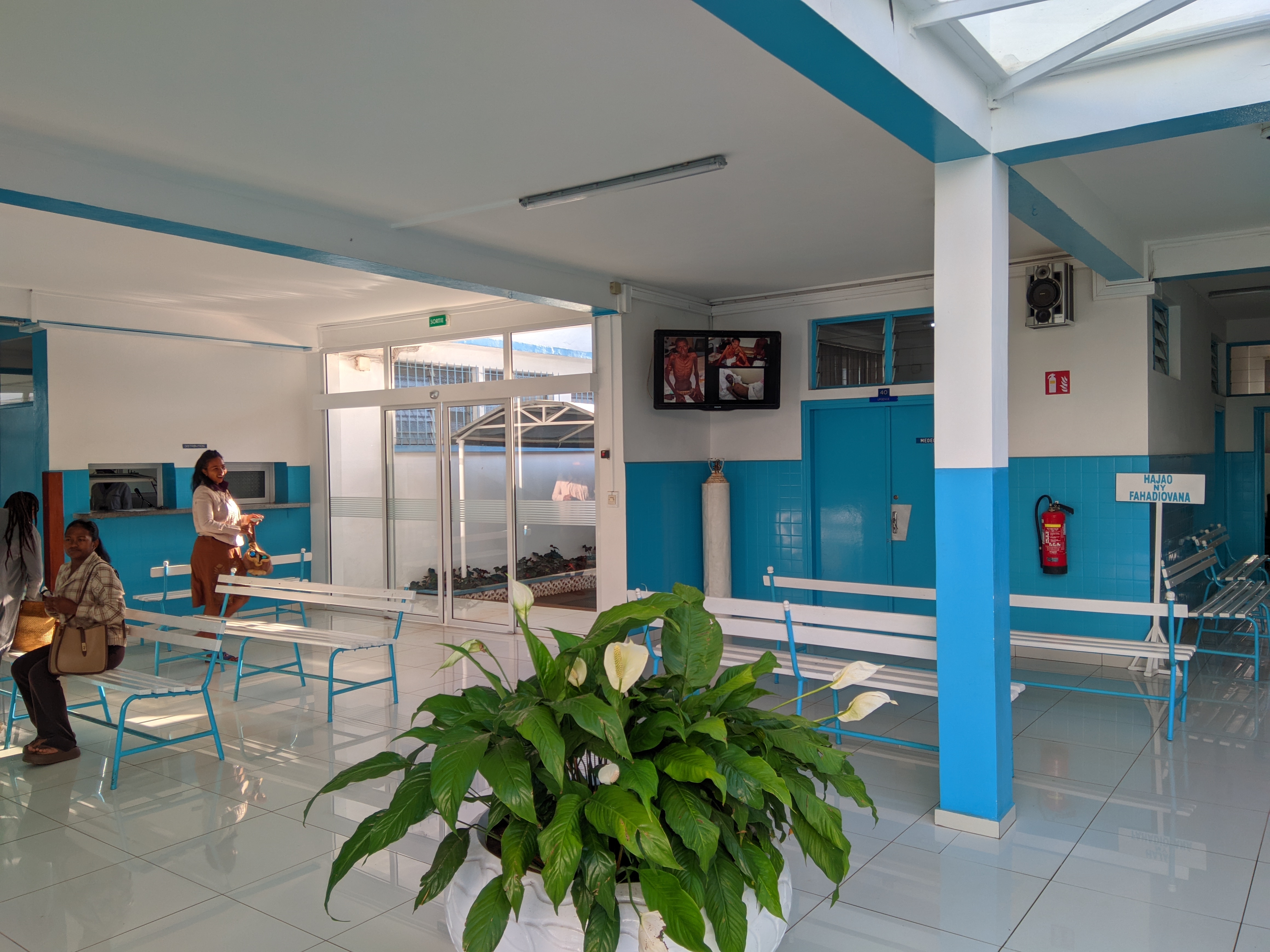 Médecin dans les couloirs de S.M.I.A.